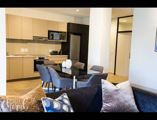 2 BEDROOM APARTMENT FOR SALE IN SANDOWN